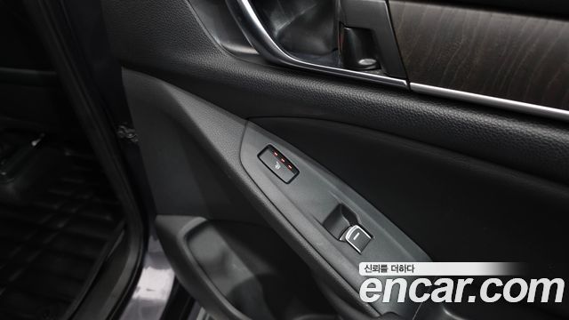 Honda Accord (X) 2.0 Turbo Sport 2018 — фото 18
