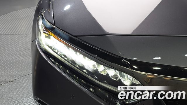 Honda Accord (X) 2.0 Turbo Sport 2018 — фото 22