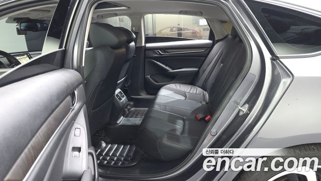 Honda Accord (X) 2.0 Turbo Sport 2018 — фото 26