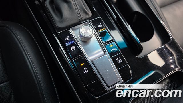 Kia K7 Premier 2.5 GDI Prestige 2020 — фото 28
