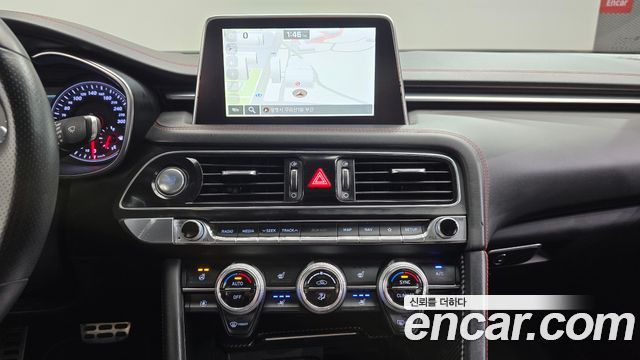 Genesis G70 2.0T AWD Sport Package 2019 — фото 12