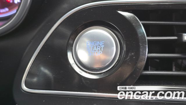 Genesis G70 2.0T AWD Sport Package 2019 — фото 19