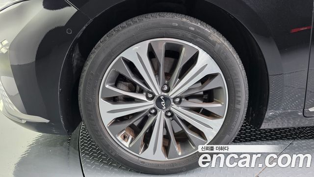 Kia K8 3.5 Gasoline 2WD Signature 2022 — фото 5