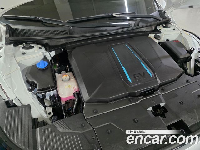 Hyundai Ioniq 5 Standard E-Value+ 2025 — фото 6