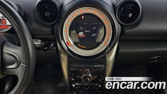 MINI Cooper D Countryman Standard 1st 2013 — фото 14