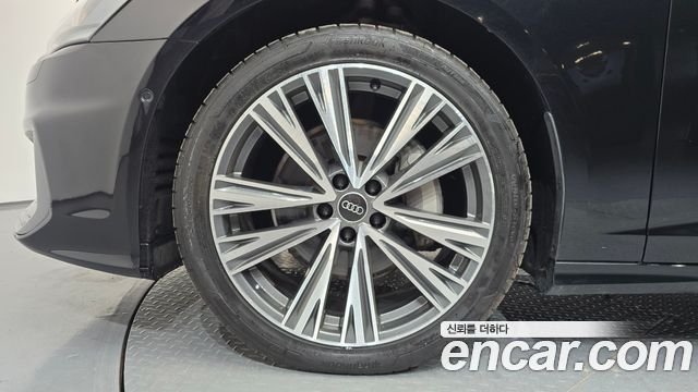 Audi A6 (C8) 45 TFSI Quattro Premium 2023 — фото 5