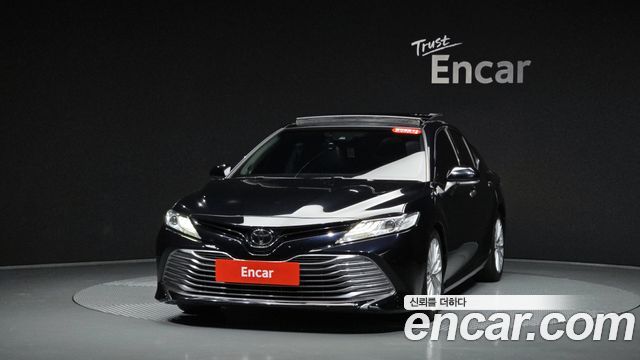Toyota Camry (XV70) 2.5 2018 — фото 3