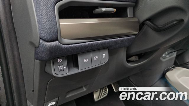 Kia EV3 Long Range 2WD Earth 2025 — фото 27