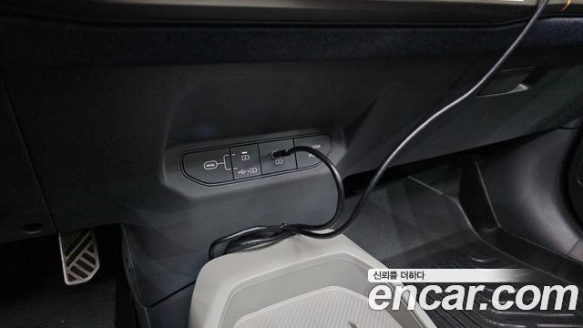 Kia EV3 Long Range 2WD Earth 2025 — фото 33