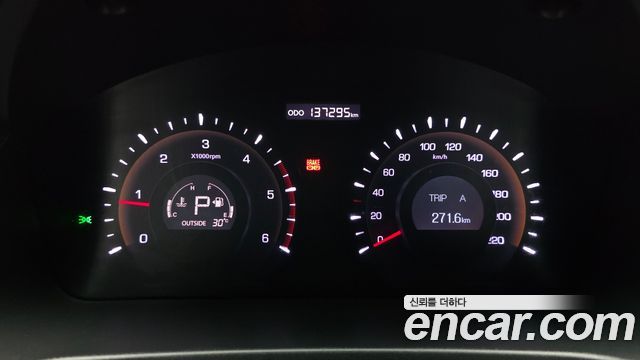 KG Mobility (SsangYong) Korando C 2.0 CVT 2WD Deluxe 2014 — фото 8