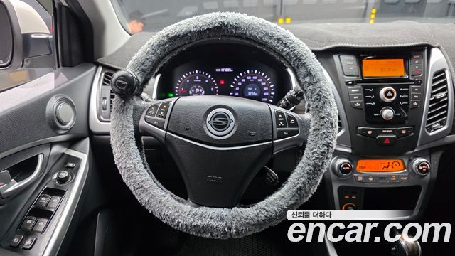 KG Mobility (SsangYong) Korando C 2.0 CVT 2WD Deluxe 2014 — фото 13