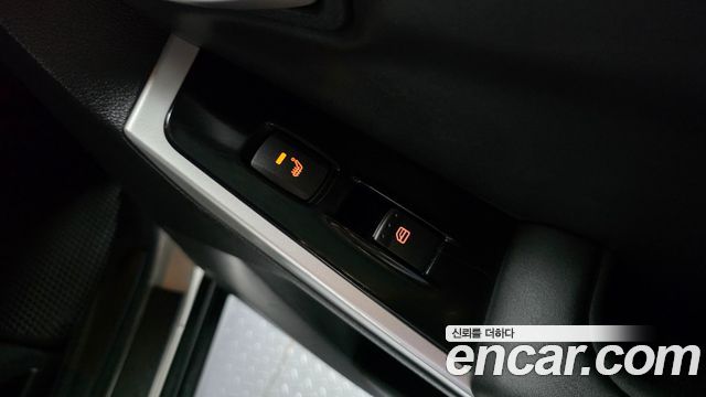 KG Mobility (SsangYong) Korando C 2.0 CVT 2WD Deluxe 2014 — фото 18