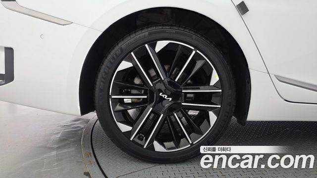 Kia K8 Hybrid Signature 2025 — фото 5