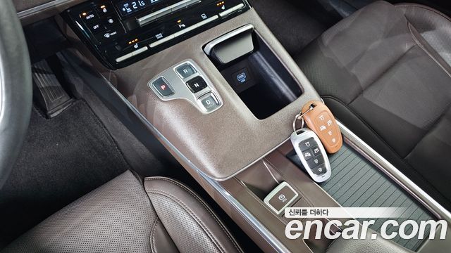 Hyundai Grandeur (IG) 3.0 LPi Premium 2022 — фото 9