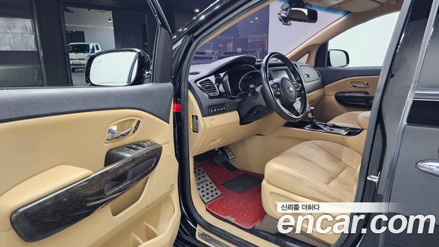 Kia Carnival Gasoline 7-Seater Hi-Limousine President 2019 — фото 10