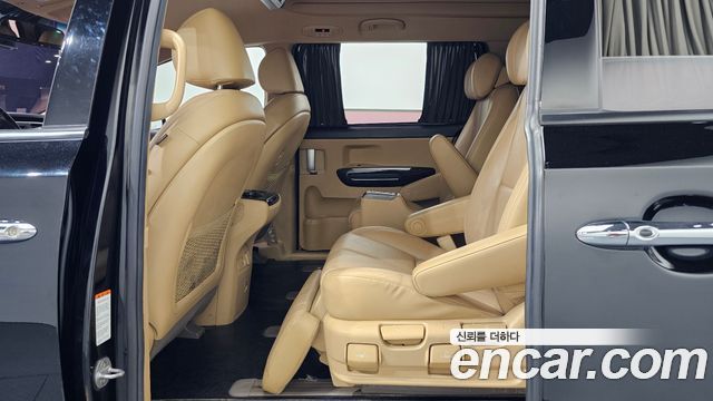 Kia Carnival Gasoline 7-Seater Hi-Limousine President 2019 — фото 26