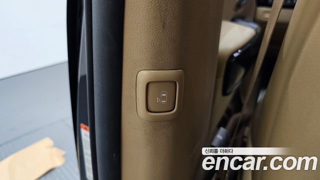 Kia Carnival Gasoline 7-Seater Hi-Limousine President 2019 — фото 34