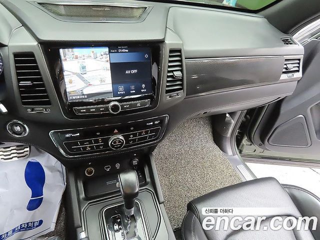 KG Mobility (SsangYong) Rexton Sports Khan Diesel 2.2 4WD Prestige 2021 — фото 9