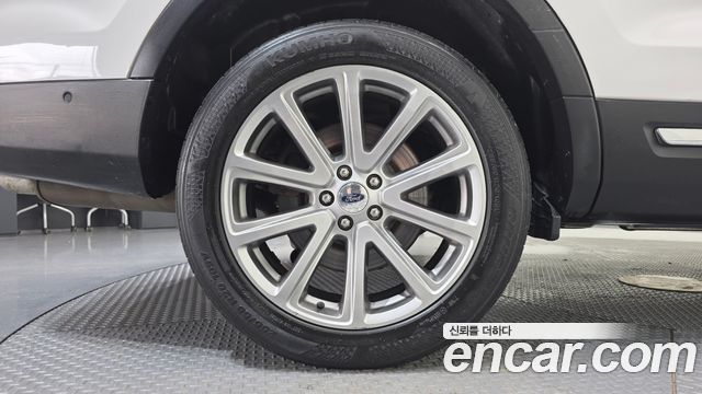 Ford Explorer 2.3 Limited 4WD 5th 2017 — фото 5