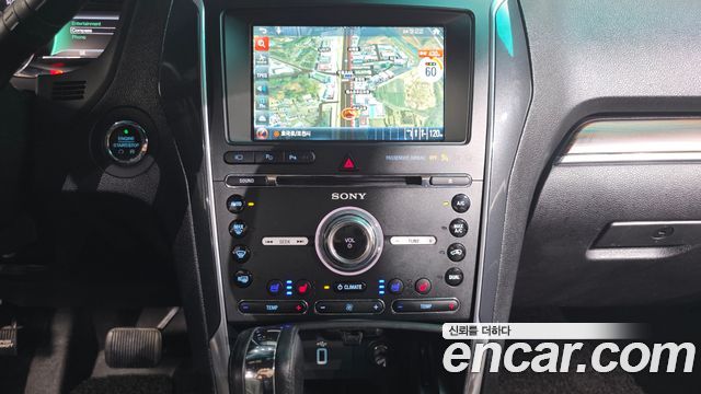 Ford Explorer 2.3 Limited 4WD 5th 2017 — фото 14