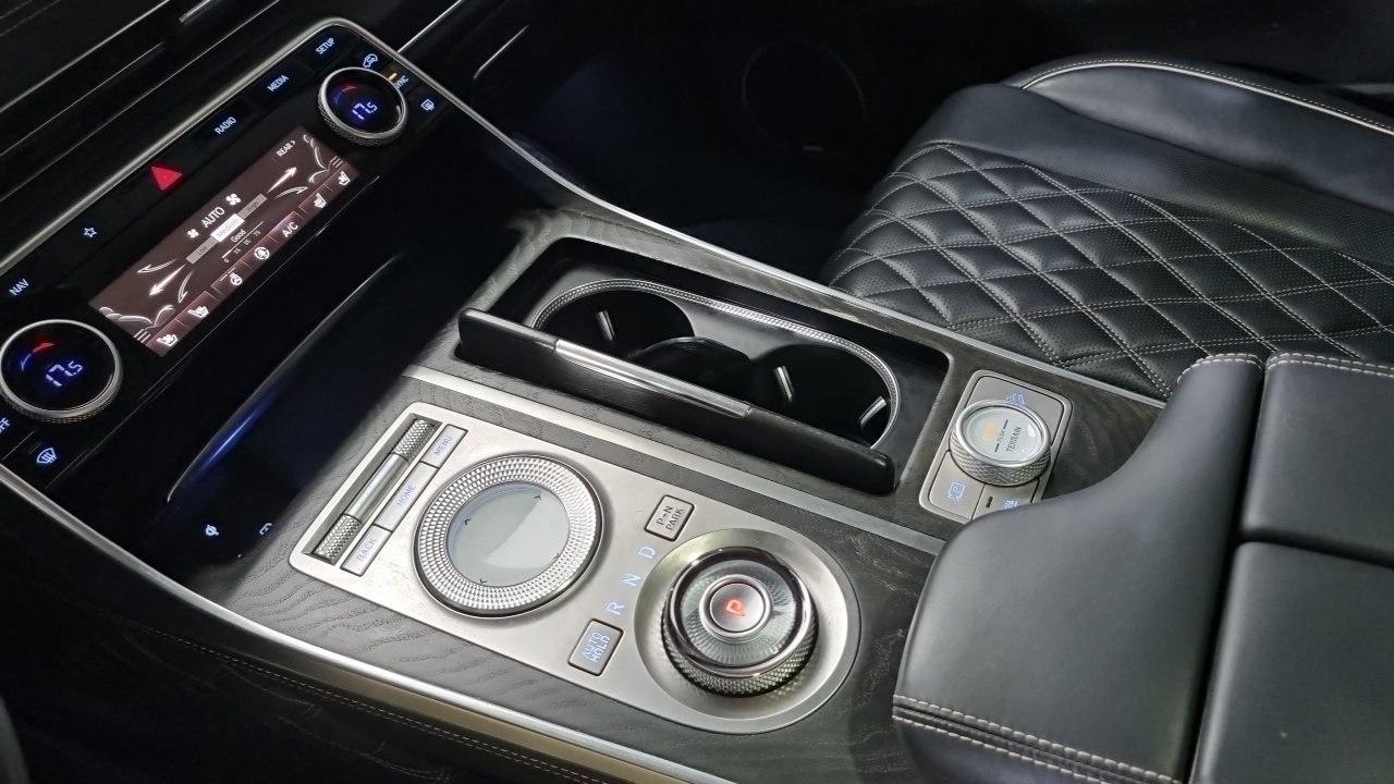 Genesis GV80 3.0 Diesel AWD 2022 — фото 9