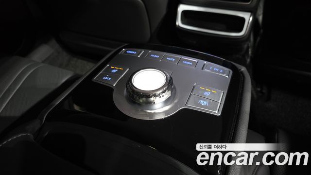 Genesis G80 (RG3) Gasoline 2.5 Turbo AWD 2026 — фото 18