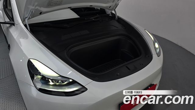 Tesla Model Y Long Range AWD 2021 — фото 6