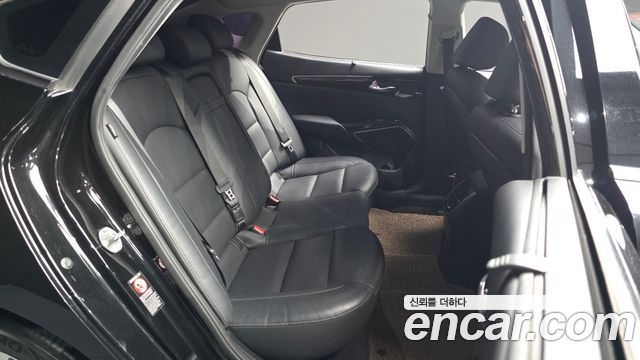 Kia K7 3.0 LPI Prestige (Rental Car) 2019 — фото 11