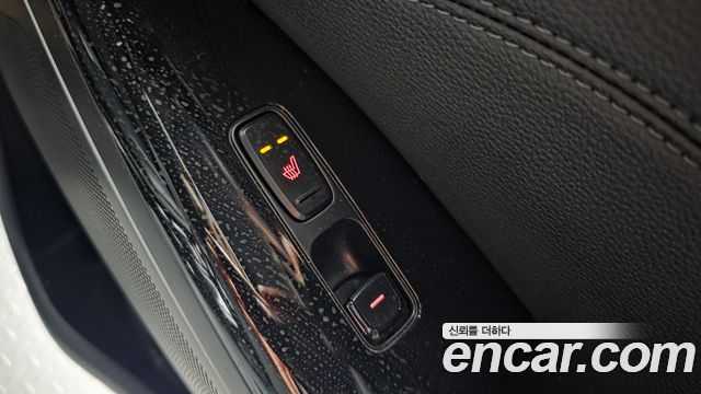 Kia K7 3.0 LPI Prestige (Rental Car) 2019 — фото 27