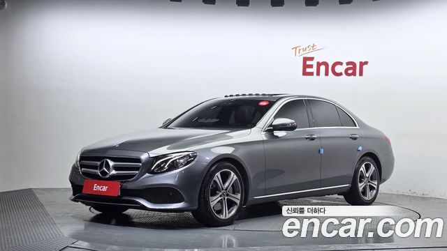 Mercedes-Benz E-Class (W213) E300 Avantgarde 2019 — фото 1