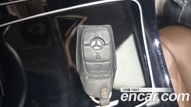 Mercedes-Benz E-Class (W213) E300 Avantgarde 2019 — фото 18