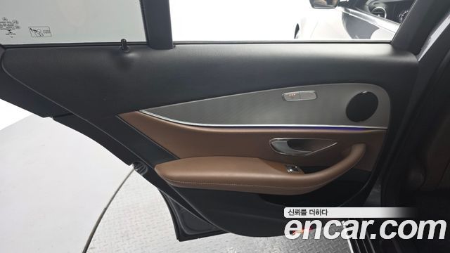 Mercedes-Benz E-Class (W213) E300 Avantgarde 2019 — фото 25