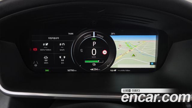 Jaguar I-PACE EV400 HSE 2019 — фото 8