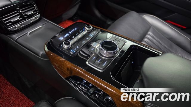 Genesis EQ900 3.3 T-GDI AWD Prestige 2017 — фото 24