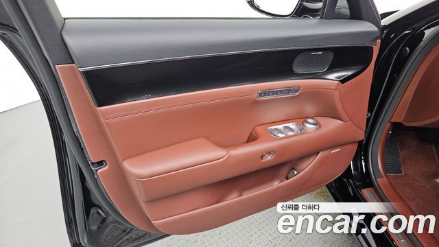 Genesis G90 (RS4) Gasoline 3.5 Turbo AWD 2022 — фото 24