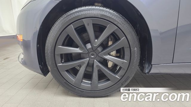 Tesla Model 3 Standard Range Plue RWD 2020 — фото 5
