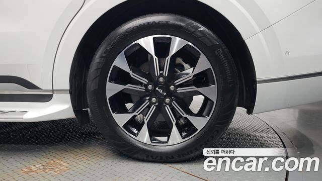 Kia Carnival (IV) Diesel 9-Seater Hi-Limousine Signature 2022 — фото 27