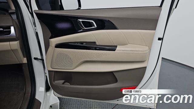 Kia Carnival (IV) Diesel 9-Seater Hi-Limousine Signature 2022 — фото 31