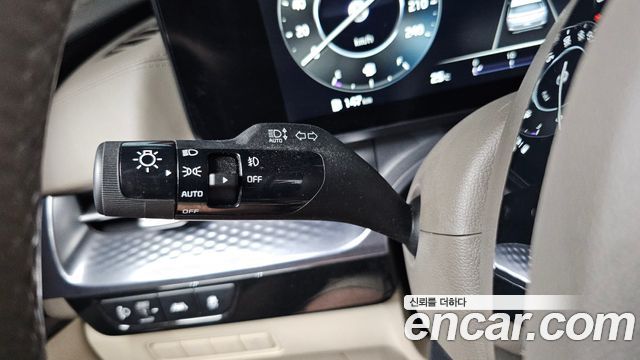 Kia Carnival (IV) Diesel 9-Seater Hi-Limousine Signature 2022 — фото 39