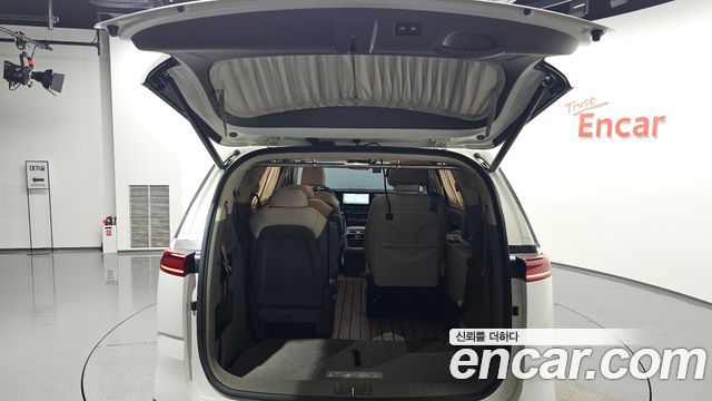 Kia Carnival (IV) Diesel 9-Seater Hi-Limousine Signature 2022 — фото 46