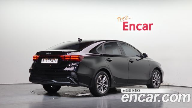 Kia K3 (II) 1.6 Prestige 2023 — фото 2