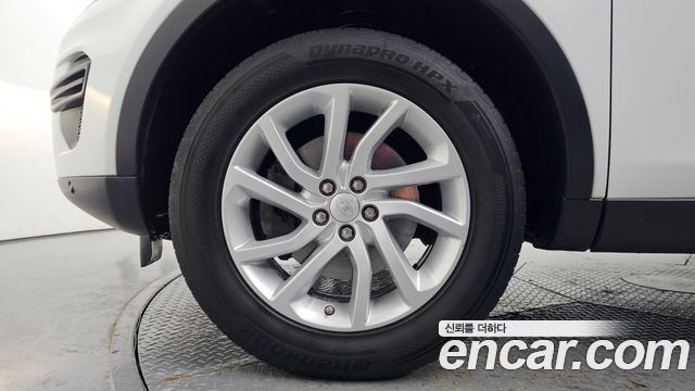 Land Rover Discovery Sport 2.0 TD4 SE (150PS) 2017 — фото 5
