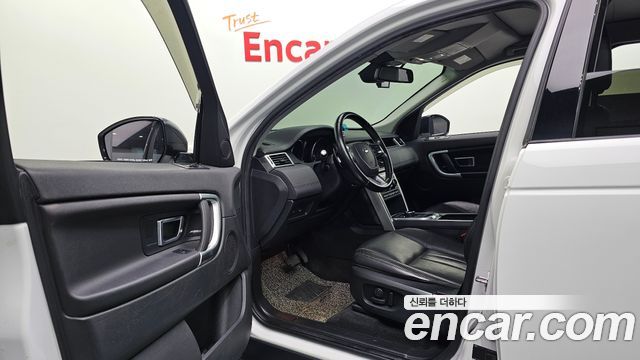 Land Rover Discovery Sport 2.0 TD4 SE (150PS) 2017 — фото 10