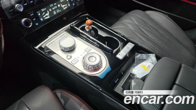 Genesis G80 (RG3) Gasoline 2.5 Turbo AWD 2025 — фото 9