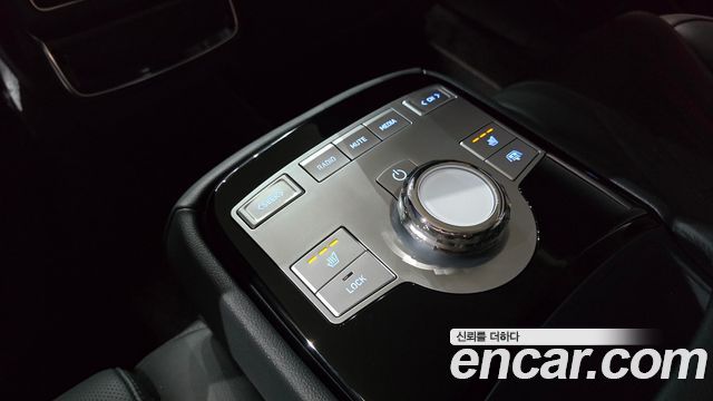 Genesis G80 (RG3) Gasoline 2.5 Turbo AWD 2025 — фото 19