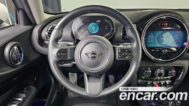 MINI Cooper Clubman Classic 2nd 2022 — фото 13