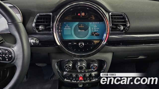 MINI Cooper Clubman Classic 2nd 2022 — фото 15