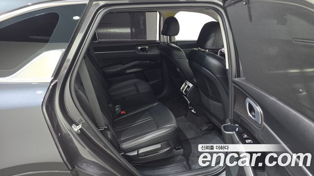 Kia Sorento (IV) Gasoline 2.5T 2WD Noblesse 2022 — фото 15