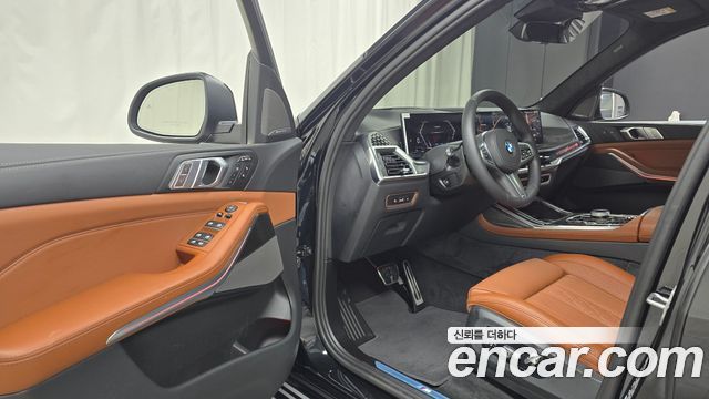 BMW X7 (G07) xDrive 40i M Sport 7STR 2026 — фото 10