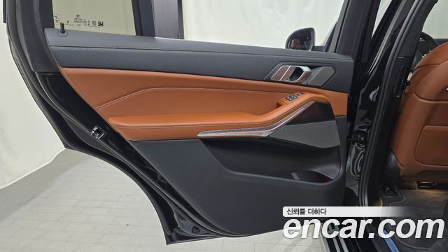 BMW X7 (G07) xDrive 40i M Sport 7STR 2026 — фото 30